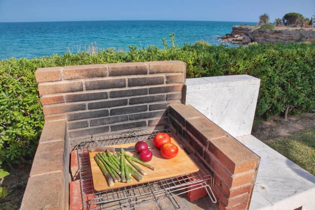 Vinarós Casa Vesalia A 1A Linea De Mar Con Aa Y Wi-Fi. 빌라 외부 사진